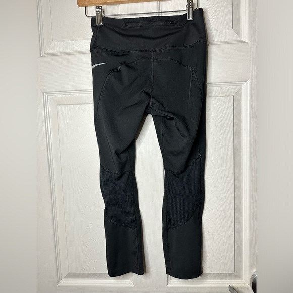 Nike Fast Women’s Mid Rise Crop Running Leggings - Picture 13 of 13